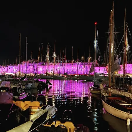 Un Nid A Tropez Saint-Tropez