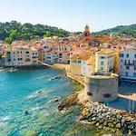 Un Nid à Tropez *
