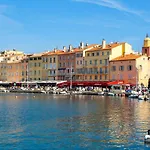 Un Nid à Tropez